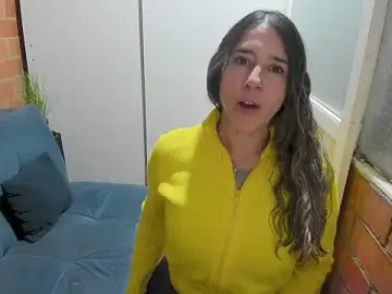 Penelope47  live sex cam