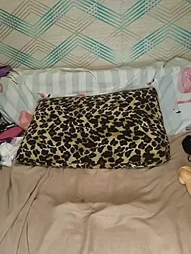Rosa_Yulia  live sex cam
