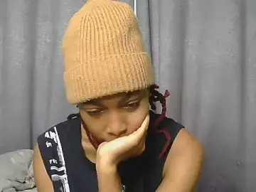 Pretty_stud  live sex cam