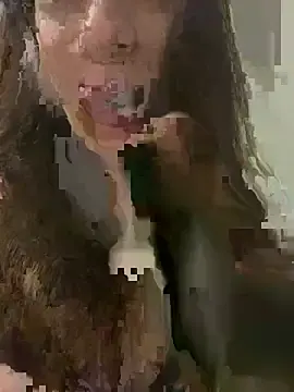 Wisperwild  live sex cam