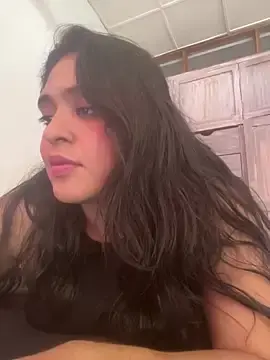 EmilyNoir1  live sex cam