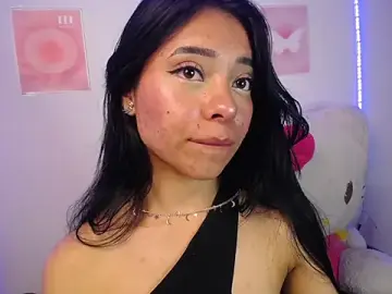 Emilybutterfly1  live sex cam