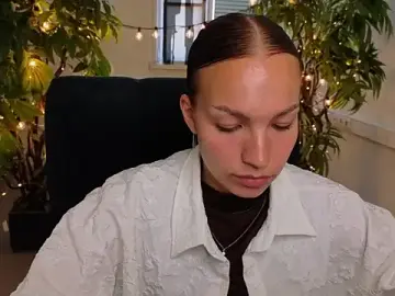 LyraHeath  live sex cam
