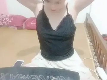 Sophie_sexy7  live sex cam