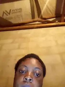 Sweeteboneycherry  live sex cam