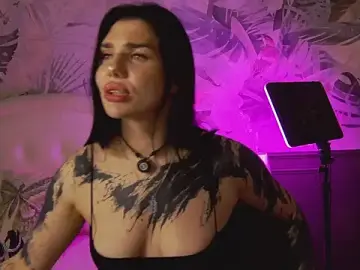 DarcyDarkness  live sex cam
