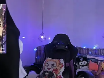 IamNayuta  live sex cam