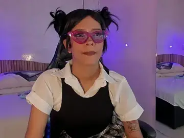 IamNayuta  live sex cam