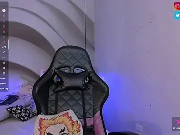 IamNayuta  live sex cam