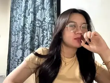 MeliaSprinkles  live sex cam