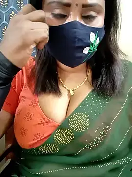 Queenflowerr  live sex cam