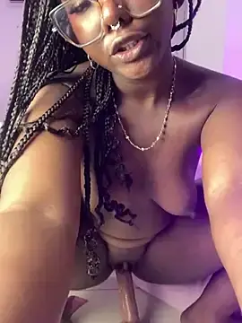 ZahhyFrequency  live sex cam