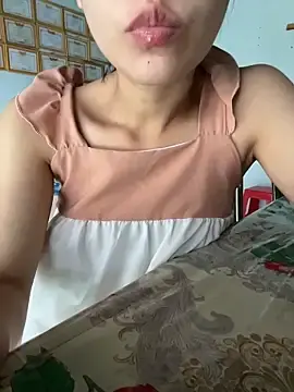 BabyElly22  live sex cam