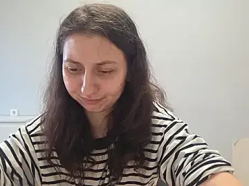 ChrystalAlma  live sex cam