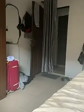 Cutiezara  live sex cam