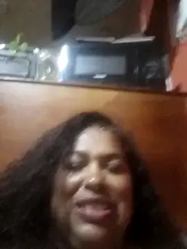 Megansquirt69  live sex cam