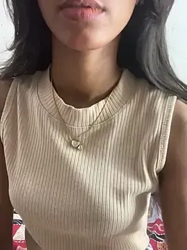 Noughtyy_Bombb  live sex cam