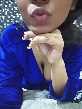 Rose1728  live sex cam