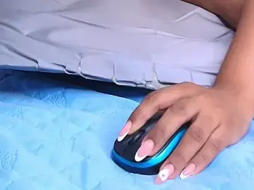 Anisha_x  live sex cam