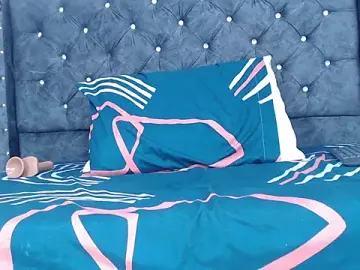 Lucy_cooper01  live sex cam