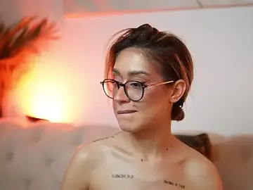 AileenKiss  live sex cam
