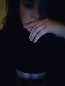 Aliss2001  live sex cam