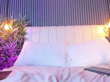 AnaisClark  live sex cam