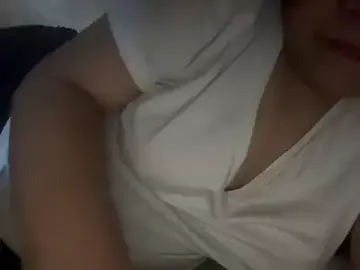 BienBee  live sex cam
