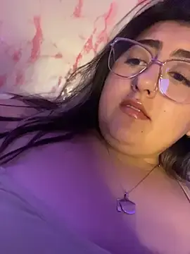 KaroVelvett  live sex cam