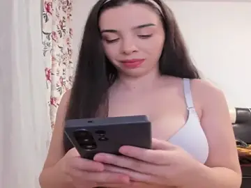 LisaArriana  live sex cam