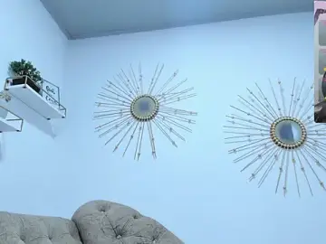 Miah_BigBoobs  live sex cam