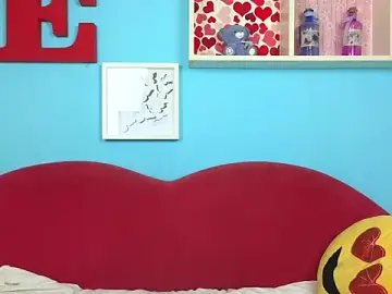 BrianaJoy  live sex cam