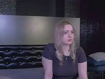 KimMooney  live sex cam