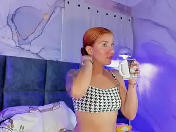 MelaniieRoux  live sex cam