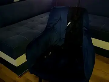 MiliExteraaa  live sex cam