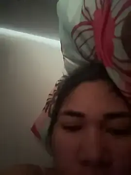 Ojitosli  live sex cam