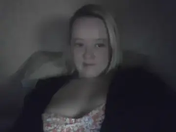 Zirellay  live sex cam