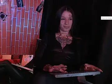 Freyjalodbrok  live sex cam