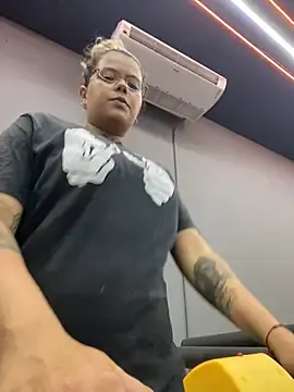 SouAzoe  live sex cam