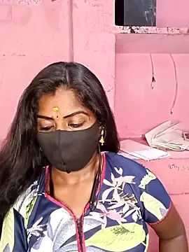 Tamilammukuttyy  live sex cam