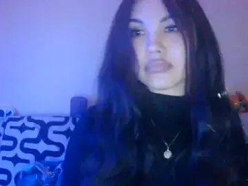 Hoyloria  live sex cam