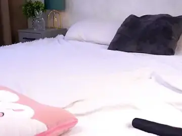 MelaniSeiver  live sex cam