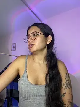 Rosita_forever_  live sex cam