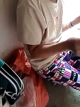 Zinniasharp  live sex cam