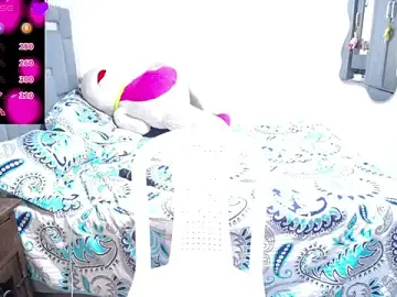 ThickebonymilfF  live sex cam
