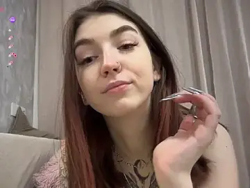 AlveraFavila  live sex cam
