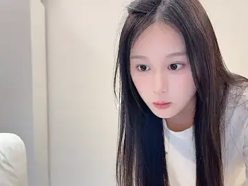 Hu-uzzzZ  live sex cam