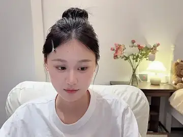 Hu-uzzzZ  live sex cam