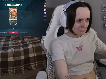 Luna_Loveee  live sex cam