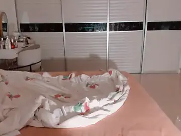 Miu1_girl  live sex cam